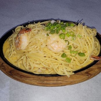 Crawfish Cave - Garlic Noodles w/Shrimp (most of the shrimp is on the bottom) - Cajun/Creole Near Me - Fullerton, California Crawfish Cave - Garlic Noodles w/Shrimp (most of the shrimp is on the bottom) - Cajun/Creole Near Me - Fullerton, California