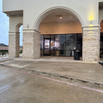 Smoothie King - Not open - Health Markets Near Me - Humble, Texas