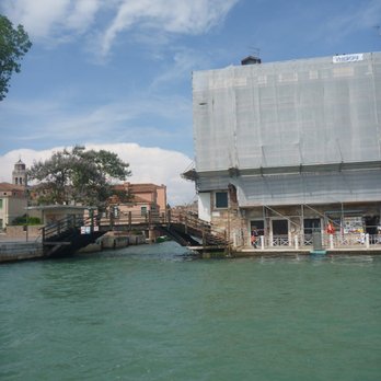 Canal Grande - Landmarks & Historical Buildings Near Me