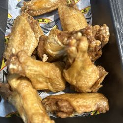 Wings To Go - Kirkwood - Crispy wings