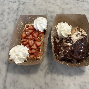 Cousteau's Waffle & Milkshake Bar - Waffles Near Me - St Augustine, Florida