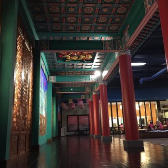 Irvine Spa - Raised platform in the co-ed areas that aren't heated for a little break. - Day Spas Near Me - Irvine, California