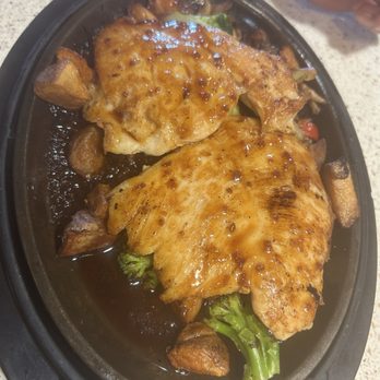 Denny's - Bourbon Chicken Skillet - Diners Near Me - Sioux Falls, South Dakota