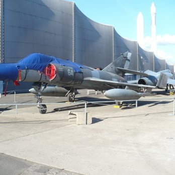 Musée de l'Air et de l'Espace - Super Etendard, Etendard, Jaguars - Museums Near Me - Le Bourget, 93