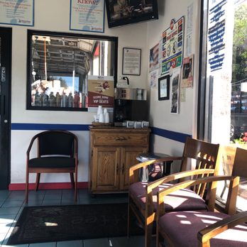 SpeeDee Oil Change & Auto Service - Waiting area with coffee. - Auto Repair Near Me - Milpitas, California