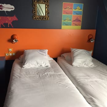 Hôtel Gabriel - 4 people room with a mezzanine - Hotels Near Me - Mont Saint Michel, 50