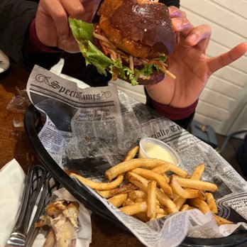 Prohibition Port Jefferson - Vegan chicken burger - New American Near Me - Port Jefferson, New York