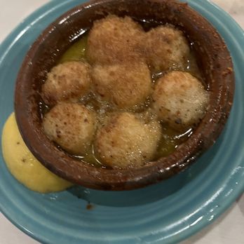The Columbia - Scallops appetizer - Spanish Near Me - St Augustine, Florida The Columbia - Scallops appetizer - Spanish Near Me - St Augustine, Florida
