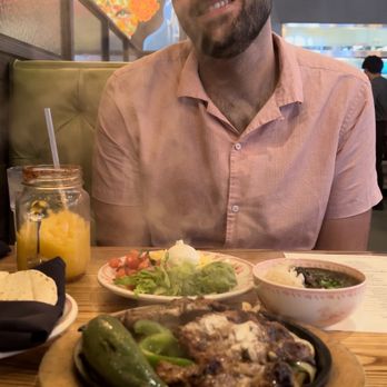 El Bebe Tacos + Tequila - Tacos Near Me - Washington, DC, District of Columbia El Bebe Tacos + Tequila - Tacos Near Me - Washington, DC, District of Columbia