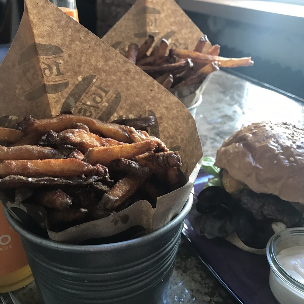 Burger 16/57 - Candied fries ..!! - Burgers Near Me - Kaiserslautern, RP Burger 16/57 - Candied fries ..!! - Burgers Near Me - Kaiserslautern, RP