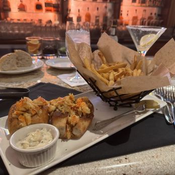 Eddie Merlot's - Lobster Roll with Truffle Fries - Steakhouses Near Me - Cincinnati, Ohio