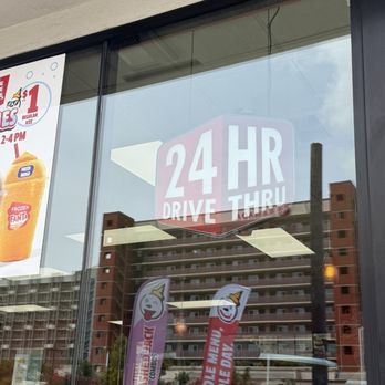Jack in the Box - good to know it's open 24 hours ! - Fast Food Near Me - National City, California Jack in the Box - good to know it's open 24 hours ! - Fast Food Near Me - National City, California