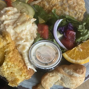 Ivy on the Square - Fried chicken plate - Southern Near Me - Ocala, Florida