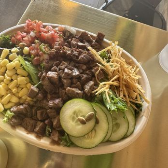 Little Taco Shop - Salad with chicken - Tacos Near Me - Houston, Texas