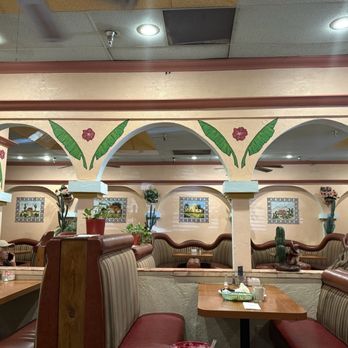Los Toritos Mexican Restaurant - interior design - Mexican Near Me - Victorville, California Los Toritos Mexican Restaurant - interior design - Mexican Near Me - Victorville, California