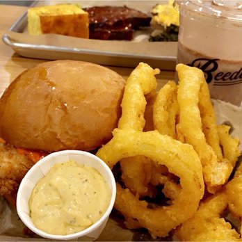 Beedos - Fried chicken sandwich, onion rings, and chocolate milkshake - American Near Me - Saint Helena Island, South Carolina Beedos - Fried chicken sandwich, onion rings, and chocolate milkshake - American Near Me - Saint Helena Island, South Carolina