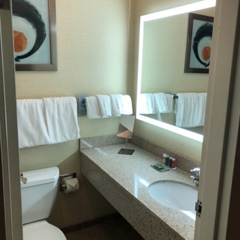 Radisson Hotel Lenexa Overland Park - Bathroom... a little small but looked nice - Hotels Near Me - Lenexa, Kansas Radisson Hotel Lenexa Overland Park - Bathroom... a little small but looked nice - Hotels Near Me - Lenexa, Kansas