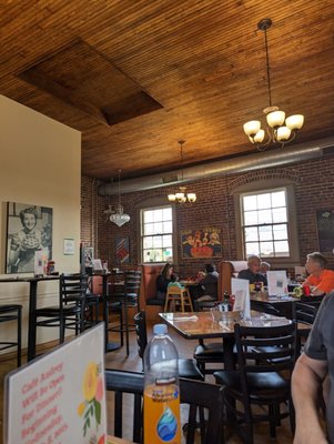 Cafe Audrey at Fort Ben by null