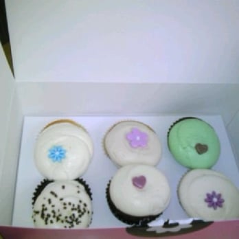Georgetown Cupcake - Very Addicting! Get ready the H2O!!! - Cupcakes Near Me - Washington, DC, District of Columbia Georgetown Cupcake - Very Addicting! Get ready the H2O!!! - Cupcakes Near Me - Washington, DC, District of Columbia