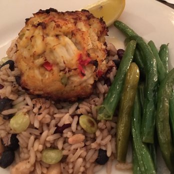 Henry's - Crab cake - New American Near Me - Wilmington, North Carolina