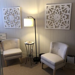 Esthetics by Ilse - Waiting area