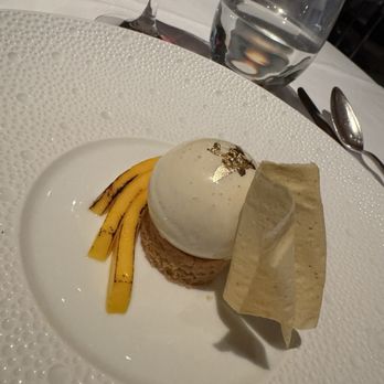 Le Bernardin - Chamomile & Mango Dessert - French Near Me - New York, New York Le Bernardin - Chamomile & Mango Dessert - French Near Me - New York, New York