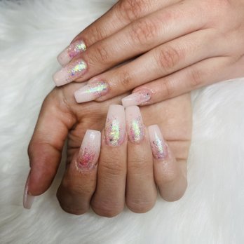 Universal Nails Auburn - Nails - Waxing Near Me - Auburn, Washington
