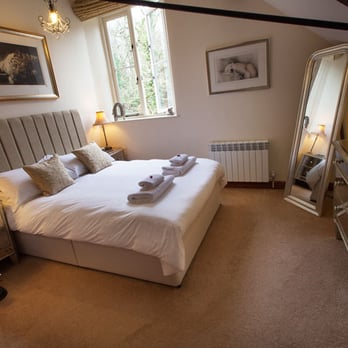 Millbrook Cottages - Pulley Mill Bedroom - Vacation Rentals Near Me - Umberleigh, DEV