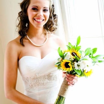 Glossy by Stacy Hockenbury - Weddings - Makeup Artists Near Me Glossy by Stacy Hockenbury - Weddings - Makeup Artists Near Me