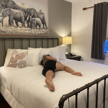 Palm Beach Historic Inn - Hotels Near Me - Palm Beach, Florida