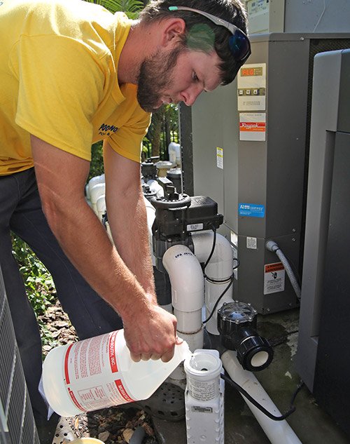 POOL WORKS Updated May 2024 12 Photos & 11 Reviews 226 E Lake Ave