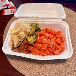 4 scoops of salmon. 1 scoop of pre made salmon poke. 1 scoops ahi tuna. Avocado + Ginger. 4 scoops of salmon. 1 scoop of pre made salmon poke. 1 scoops ahi tuna. Avocado + Ginger.