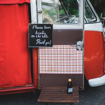 Das Bus - Photo Booth Rentals Near Me