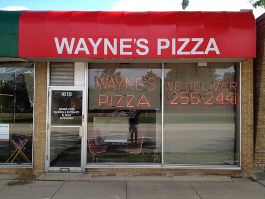 Wayne's Pizza by null