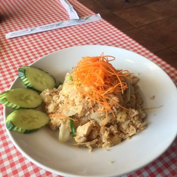 Thai E San - Pineapple fried rice - Thai Near Me - Irving, Texas Thai E San - Pineapple fried rice - Thai Near Me - Irving, Texas
