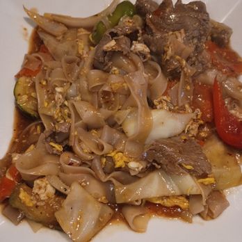 Thai Cuisine - Pad See Ew - Thai Near Me - Spring Hill, Florida Thai Cuisine - Pad See Ew - Thai Near Me - Spring Hill, Florida
