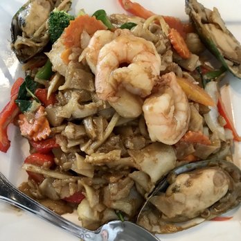 Thaicoon - Drunken noodles - Thai Near Me - Katy, Texas Thaicoon - Drunken noodles - Thai Near Me - Katy, Texas