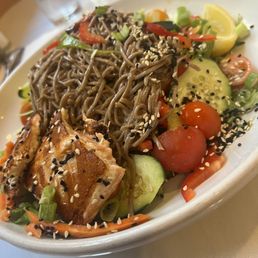 Grilled Salmon Salad Lunch