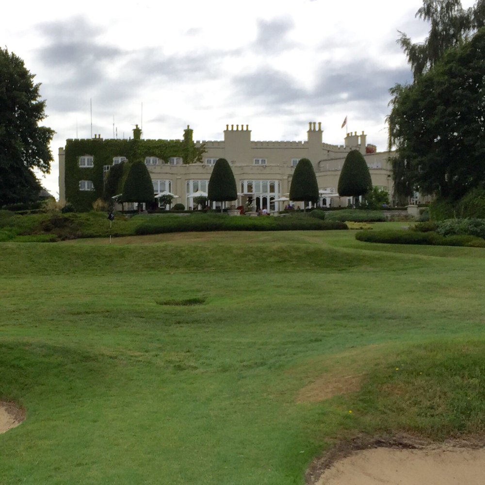 Wentworth Club - Clubhouse from the 28th Green East Course - Sports Clubs Near Me Wentworth Club - Clubhouse from the 28th Green East Course - Sports Clubs Near Me