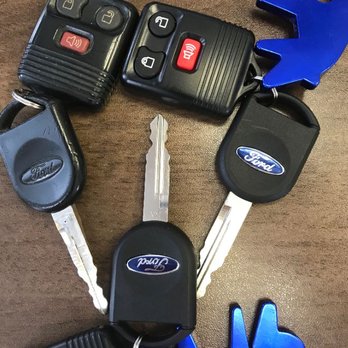 Automotive Key - Avi cut and programmed 2 new keys for me in less than 15 minutes! (the 2 new ones are the shiny ones!) - Keys & Locksmiths Near Me - Cincinnati, Ohio Automotive Key - Avi cut and programmed 2 new keys for me in less than 15 minutes! (the 2 new ones are the shiny ones!) - Keys & Locksmiths Near Me - Cincinnati, Ohio
