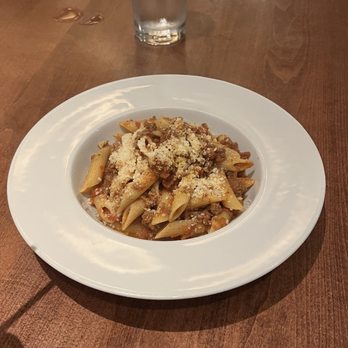 Union Kitchen - House Bolognese - American Near Me - West Hartford, Connecticut Union Kitchen - House Bolognese - American Near Me - West Hartford, Connecticut