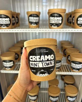 Donut Friend - Silver Lake - Dessert, Ice Cream, Cake & More by null