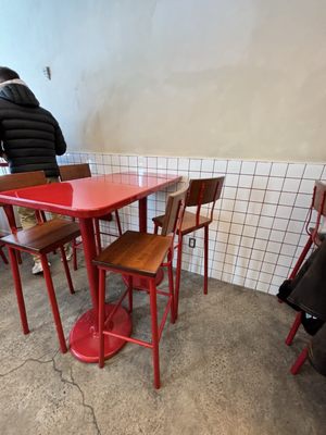 Skinny Louie by null