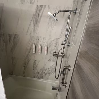 Washington Marriott at Metro Center - Shower. Water pressure is not good. - Hotels Near Me - Washington, DC, District of Columbia Washington Marriott at Metro Center - Shower. Water pressure is not good. - Hotels Near Me - Washington, DC, District of Columbia