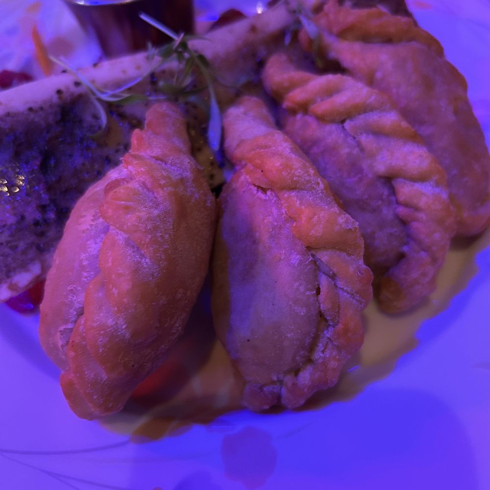 Dell Rooster - Caribbean Empanada - Latin American Near Me - Chicago, Illinois Dell Rooster - Caribbean Empanada - Latin American Near Me - Chicago, Illinois