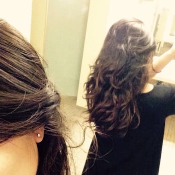 Anna Salon - Three days in. Literally, I washed my hair, threw it in a loose bun while getting ready, took it down, snapped the picture. - Hair Salons Near Me - Honolulu, Hawaii