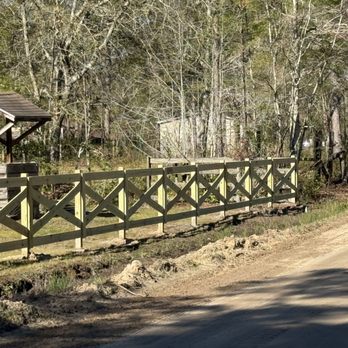 Taylor Fence - Cross buck ranch fence - Fences & Gates Near Me