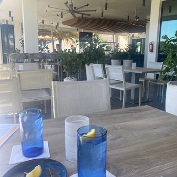 Oceanic - Bar and patio dining - Seafood Near Me - Pompano Beach, Florida