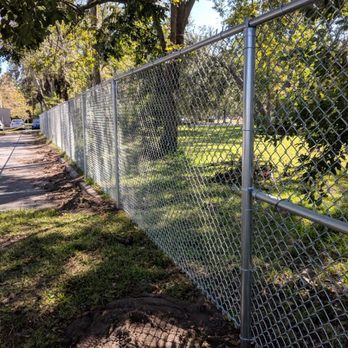 Cargill Fence Contracting - 6ft chain link - Fences & Gates Near Me