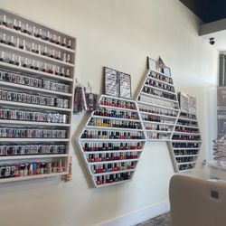 PUR Nail Spa - Polish colors